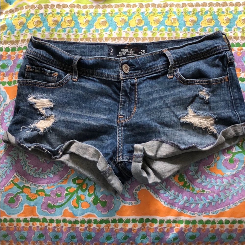 Hollister Super Slouchy Shorts